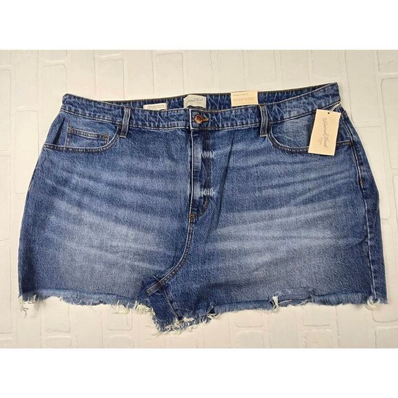 Universal Thread Highest Rise  Cutoff shorts  Size 26 - Picture 1 of 3